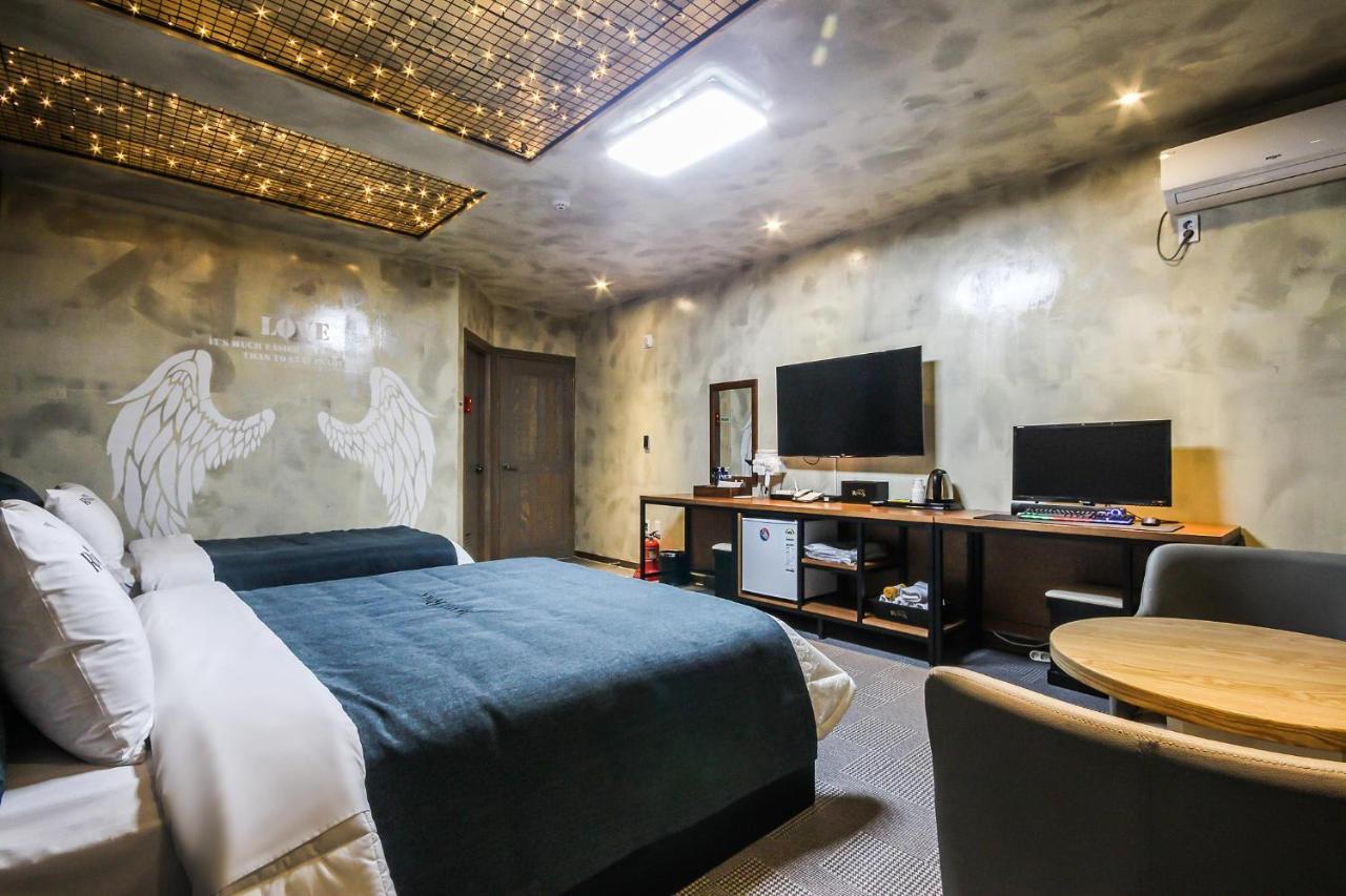 Rings Motel Iksan Zewnętrze zdjęcie